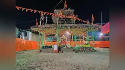 श्रीराम कथा ज्ञान यज्ञ में उमड़ रहे भक्त