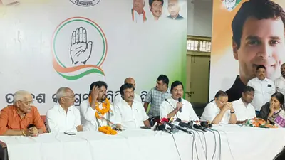 दिल से जुड़ा था कांग्रेस के साथ, ऐसा नहीं करना चाहिए था : प्रबोध तिर्की