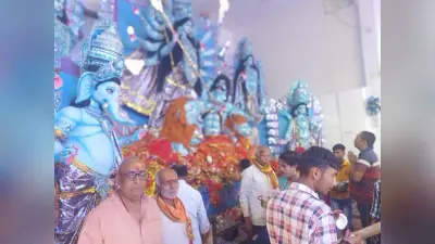 बासंती नवरात्र के महाअष्टमी को माता दर्शन के लिए जुटी भीड़, गुलजार बाग मंदिर परिसर में दिन भर आते रहे श्रद्धालु