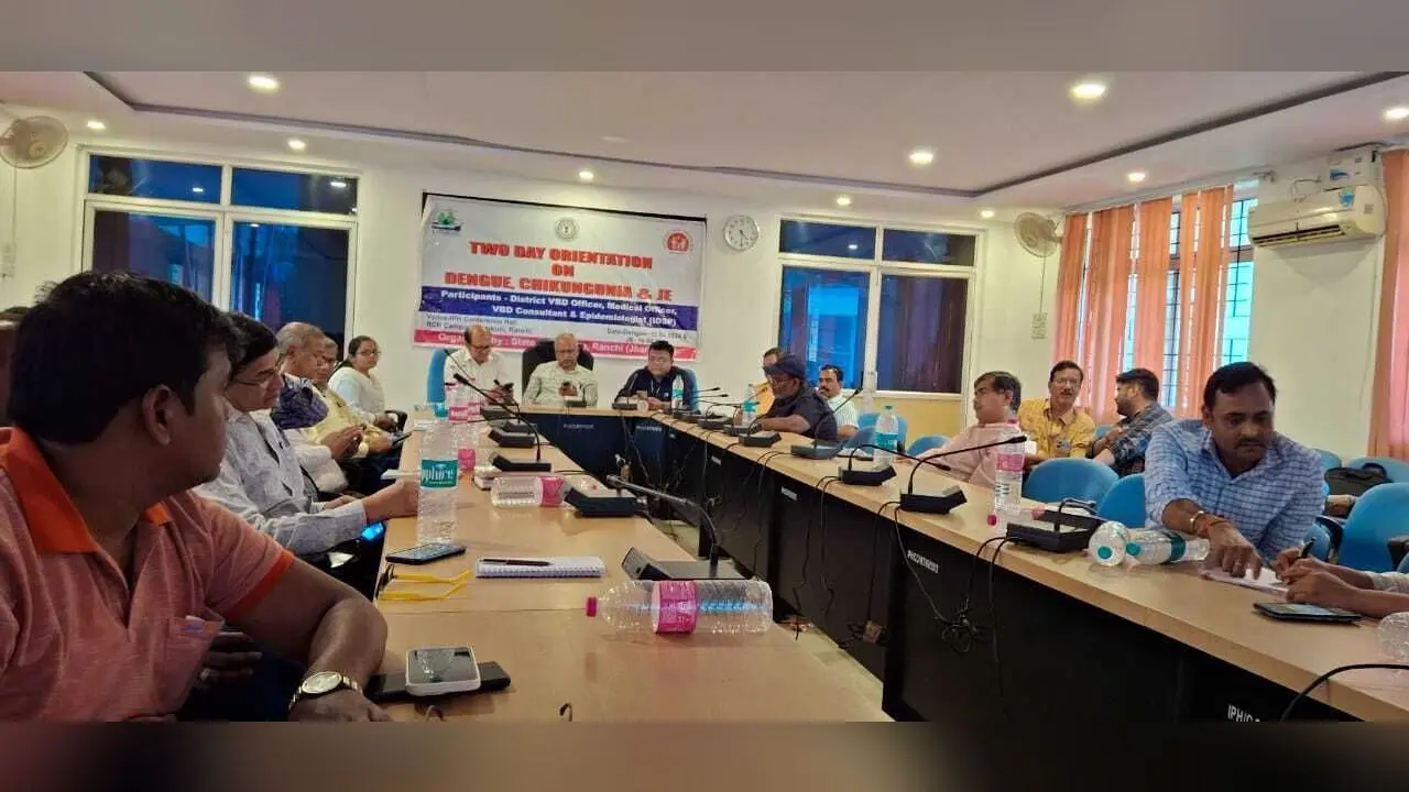 स्वास्थ्य कर्मियों को वेक्टर जनित रोगों के नियंत्रण का दिया गया प्रशिक्षण
