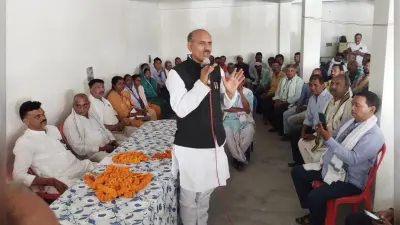 फैक्ट्री व शिक्षा के लिए कॉलेज खोला जायेगा : त्रिपाठी
