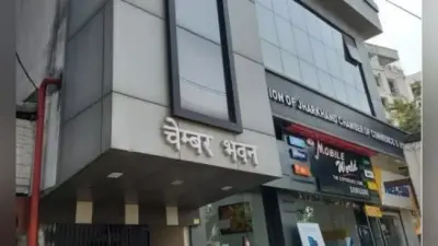 चौराहों पर 50 मीटर की परिधि में ऑटो खड़ा करने पर सख्ती से रोक लगे : चेंबर