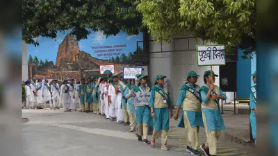 विश्व पृथ्वी दिवस : स्कूल-कॉलेज के बच्चों ने की जल-जंगल-जमीन बचाने की अपील