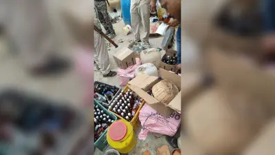बड़की चिदरी के तीन घरों से भारी मात्रा में अवैध विदेशी शराब जब्त