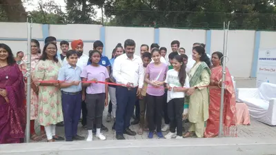 गुलमोहर हाई स्कूल ने लॉन टेनिस क्लब की हुई शुरुआत