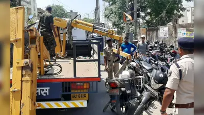11 बजते ही लगा गया जाम कड़ी धूप में हुए लोग परेशान