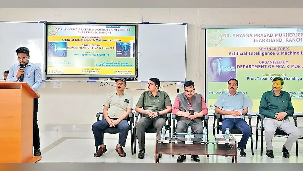 आर्टिफिशियल इंटेलिजेंस भारत में शैशवावस्था में है: कुलपति
