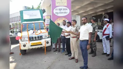 डीसी ने वर्चुअल रियलिटी जागरूकता वाहन को किया रवाना