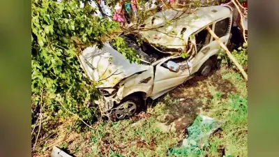 टायर फटने से स्काॅर्पियो पलटी, दादा व पोती की मौत, चालक घायल