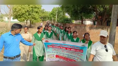 मलेरिया दिवस पर कस्तूरबा स्कूल में हुईं क्विज, छात्राओं ने निकाली प्रभात फेरी