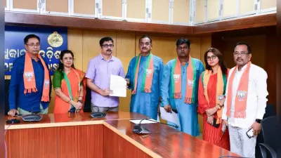 भाजपा नेताओं ने सौंपा ज्ञापन, बोले-पांडियन की गतिविधि राज्य में निष्पक्ष चुनाव में बन रही बाधक