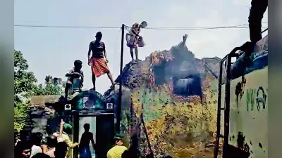 चुरूलिया गांव के एक घर में लगी आग, मची अफरा-तफरी