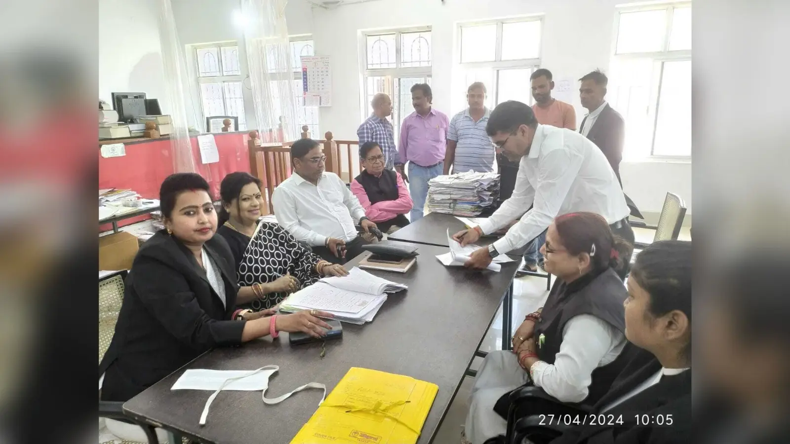 चार बेंचो के माध्यम से 82 वादों का निष्पादन