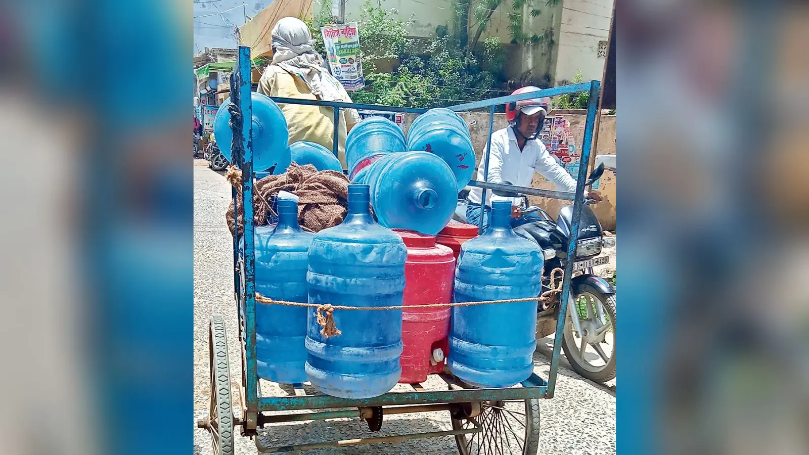 सारण में बाेरिंग दे रही धोखा, कई इलाकों में पानी की किल्लत
