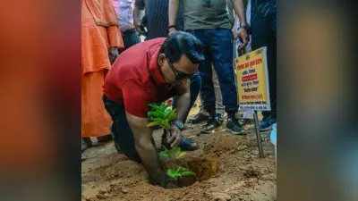 शत-प्रतिशत मतदान के साथ पर्यावरण संरक्षण का दिया संदेश