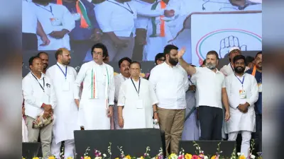 मोदी अरबपतियों के लिए सरकार चलाते हैं, पटनायक कुछ चुनिंदा लोगों के लिए : राहुल गांधी