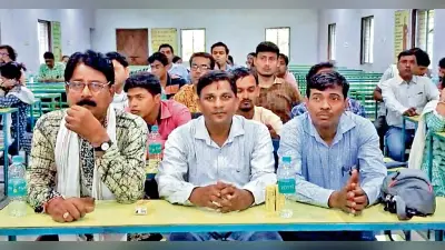 नौकरी गंवाने वाले शिक्षकों संग तृणमूल शिक्षा सेल ने की बैठक