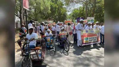 दिव्यांगों ने निकाली मतदाता जागरूकता रैली