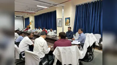 स्कूल व बस संचालक अधिकाधिक संख्या में उपलब्ध करायें बस