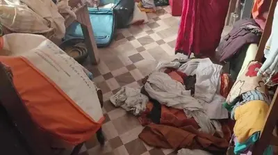 दिग्घी पश्चिम के प्रोफेसर कॉलोनी में पूर्व प्रधानाचार्य के घर से लाखों की चोरी
