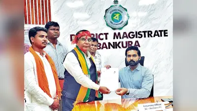 बांकुड़ा में डॉ सुभाष सरकार ने दिखायी ताकत, फिर किया नामांकन