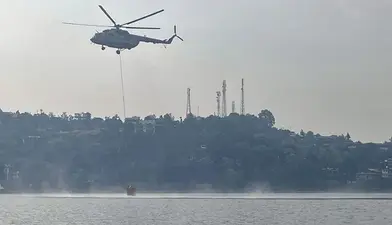 Nainital Forests Fire: नैनीताल के जंगलों में भीषण आग, सेना के बाद अब NDRF भी तैनात, अधिकारियों की छुट्टियां रद्द