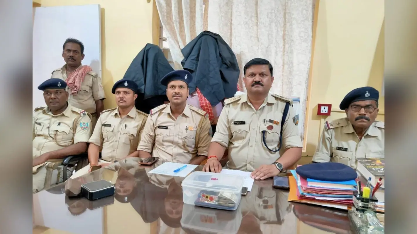 साहिबगंज में अंतरराज्यीय बाइक चोर गिरोह का खुलासा, सरगना अर्जुन सिंह समेत दो अरेस्ट, तीन बाइक जब्त