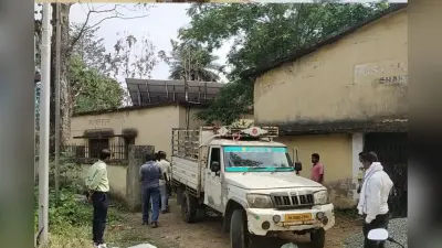 पश्चिमी सिंहभूम में महिला बैंककर्मी ने घर में की खुदकुशी, तबादले से थीं डिप्रेशन में, दोनों बेटों के सिर से उठा मां का साया