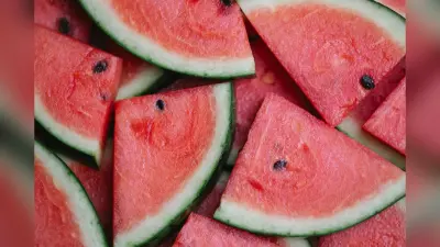 Watermelon Seed Benefits: तरबूज के बीज के इतने फायदे, जानकर हो जाएंगे हैरान