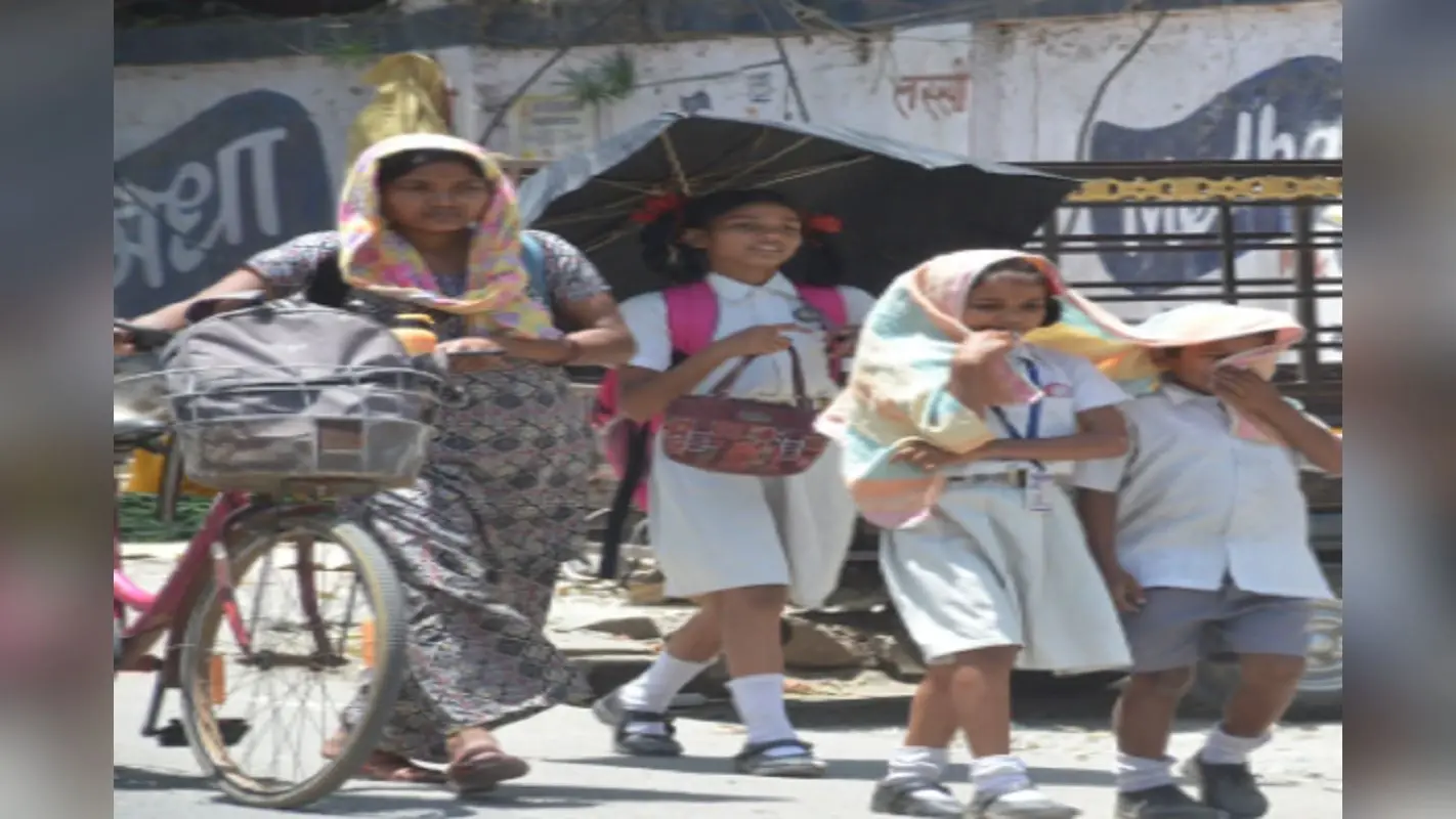 झारखंड में बढ़ी गर्मी की तपिश, बीमार हो रहे स्कूली बच्चे, ऐसे करें बचाव