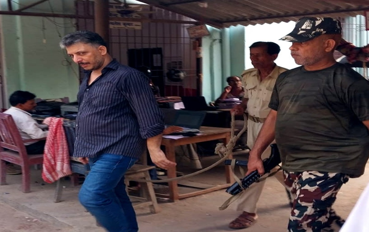आशुतोष शाही हत्याकांड में STF की बड़ी कार्रवाई, 3 लाख के इनामी अपराधी रंजय ओंकार सिंह को किया गिरफ्तार