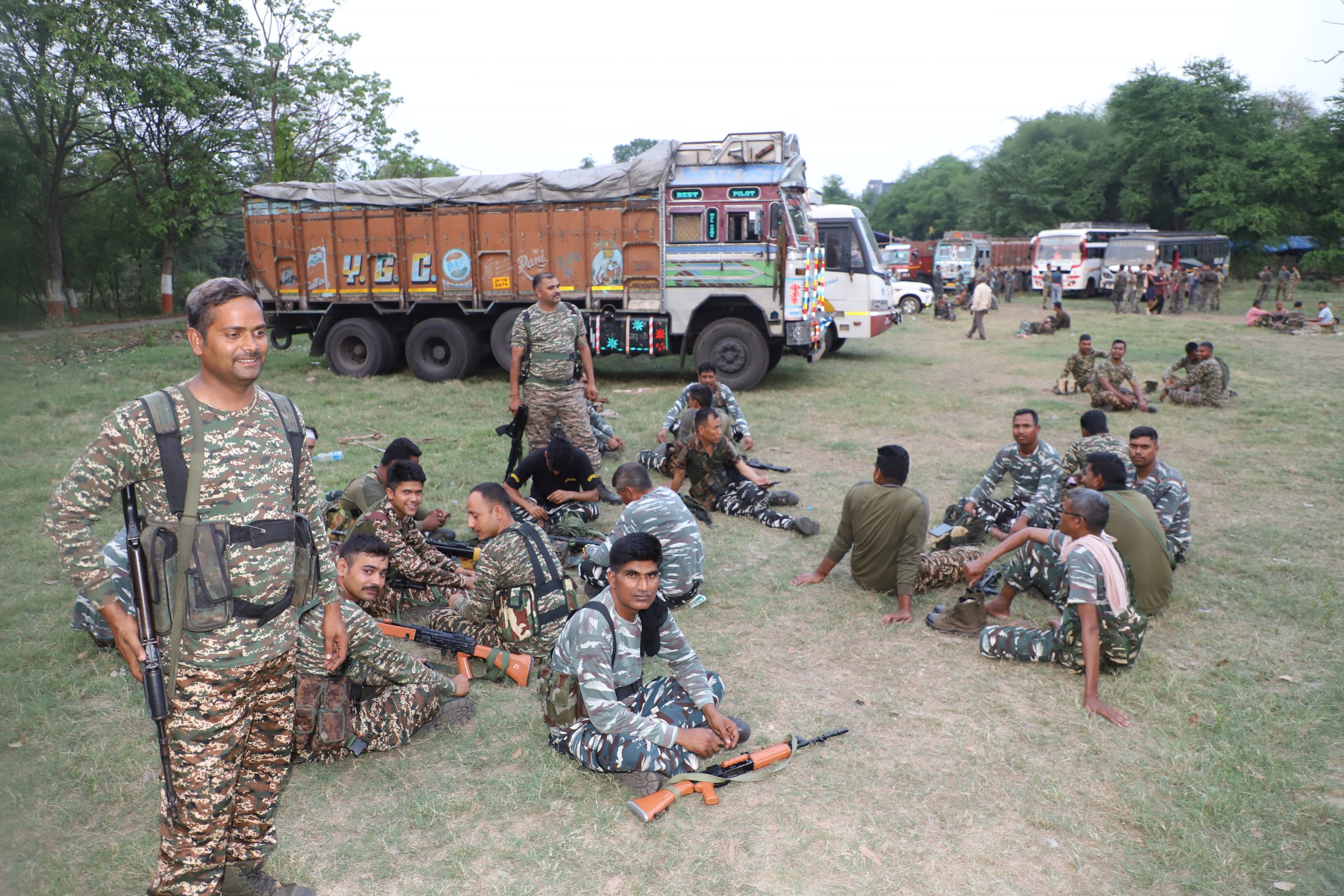 मतदान को लेकर फोर्स पहुंची, नक्सल क्षेत्र में होगी विशेष बल की तैनाती