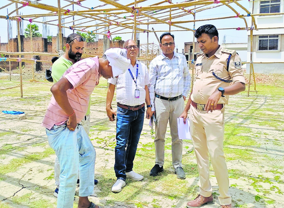 पदाधिकारियों ने डिस्पैच सेंटर की तैयारियों का लिया जायजा