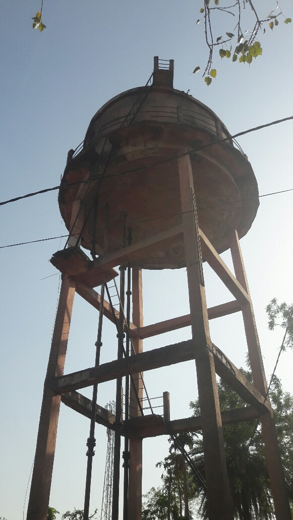 भीषण गर्मी में जलमीनार खराब, बिंदापाथर में पेयजल संकट