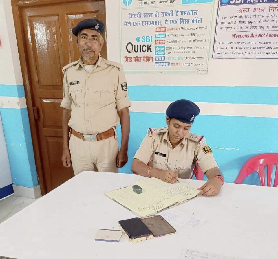 गलगलिया पुलिस ने बैंक शाखों की सुरक्षा व्यवस्था का लिया जायजा
