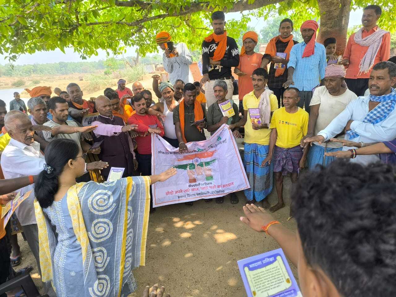 बेडम गांव के लोग प्रशासन की गाड़ियों से पहुंचेंगे मतदान केंद्र