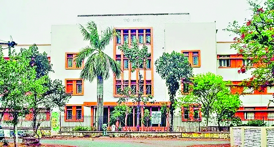 डीएसपीएमयू प्रशासन मारपीट में शामिल दोषी विद्यार्थियों पर कार्रवाई करेगा : कुलपति