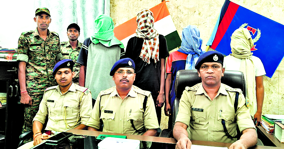 विवि की छात्रा से गैंगरेप मामले में चार आरोपी गिरफ्तार