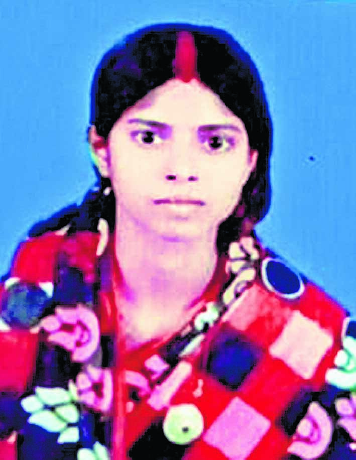 इसीएल की पानी से भरी परित्यक्त खदान में कूदी महिला