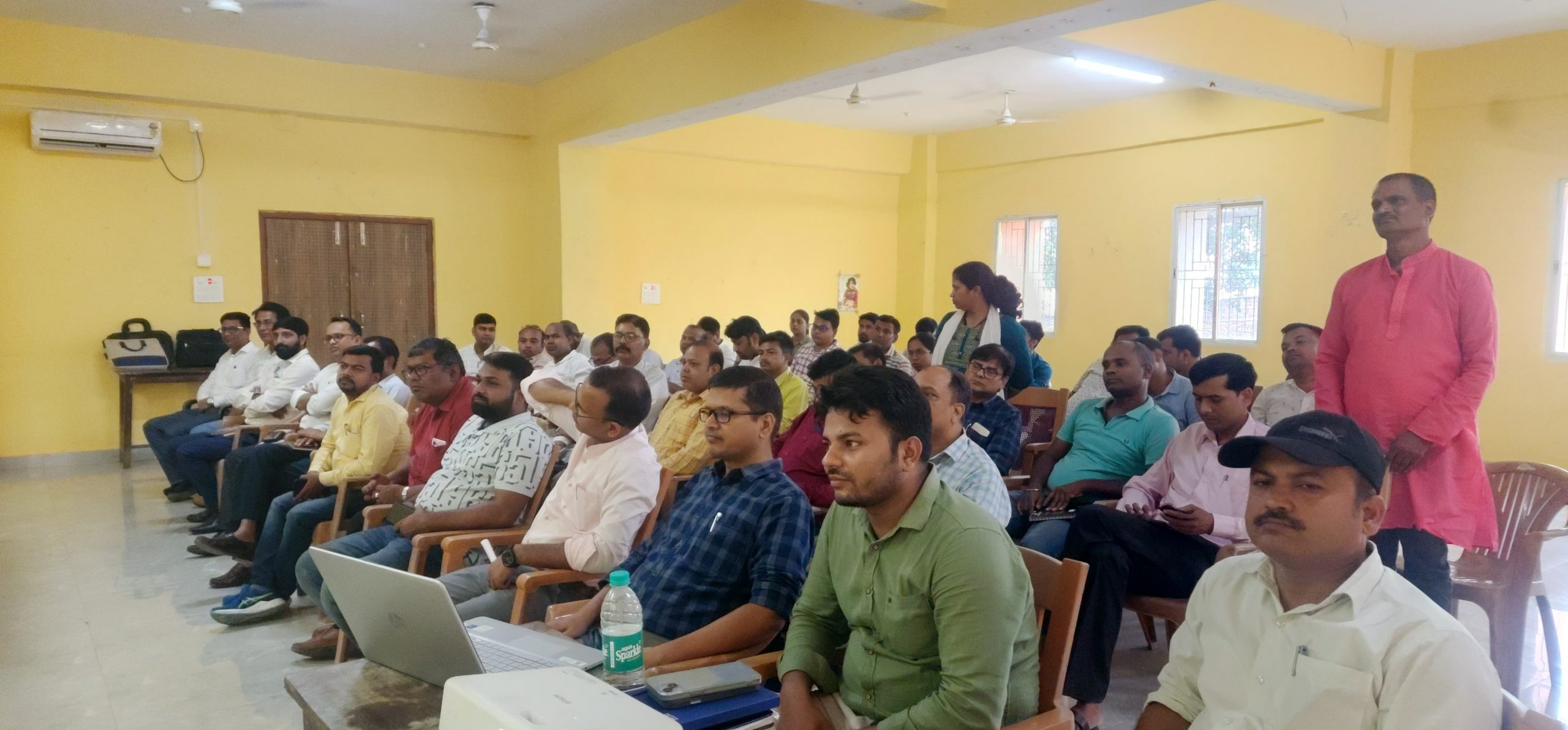 स्वास्थ्य विभाग की समीक्षात्मक बैठक में नियमित टीकाकरण पर रहा जोड़