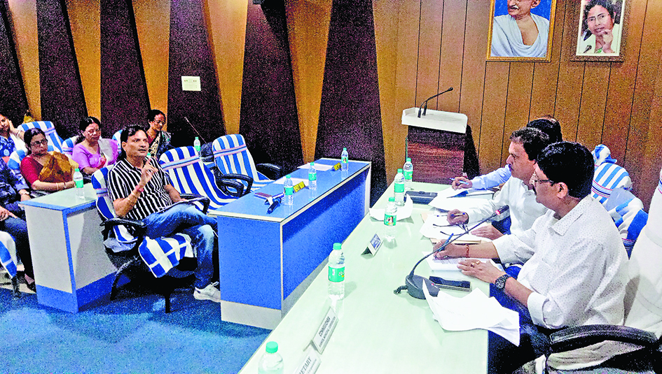 कचरा संग्रहण के लिए होगी एक हजार नये श्रमिकों की नियुक्ति