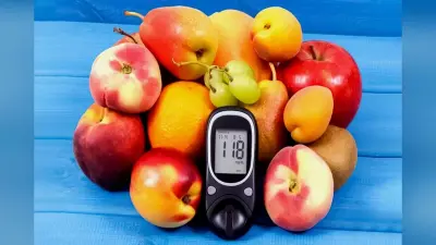 Best Fruits For Diabetic Patients: गर्मी में बढ़ जाता है डायबिटीज तो रोज सुबह उठते ही खाएं ये 6 चीज, तुरंत कंट्रोल होगा ब्लड शुगर