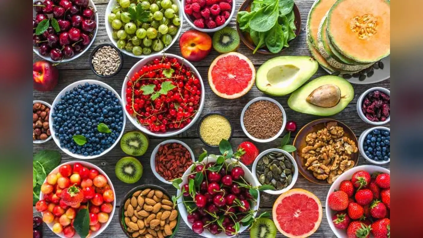 Best Summer Foods: शरीर की गर्मी शांत करने के लिए खाएं ये 5 चीजें