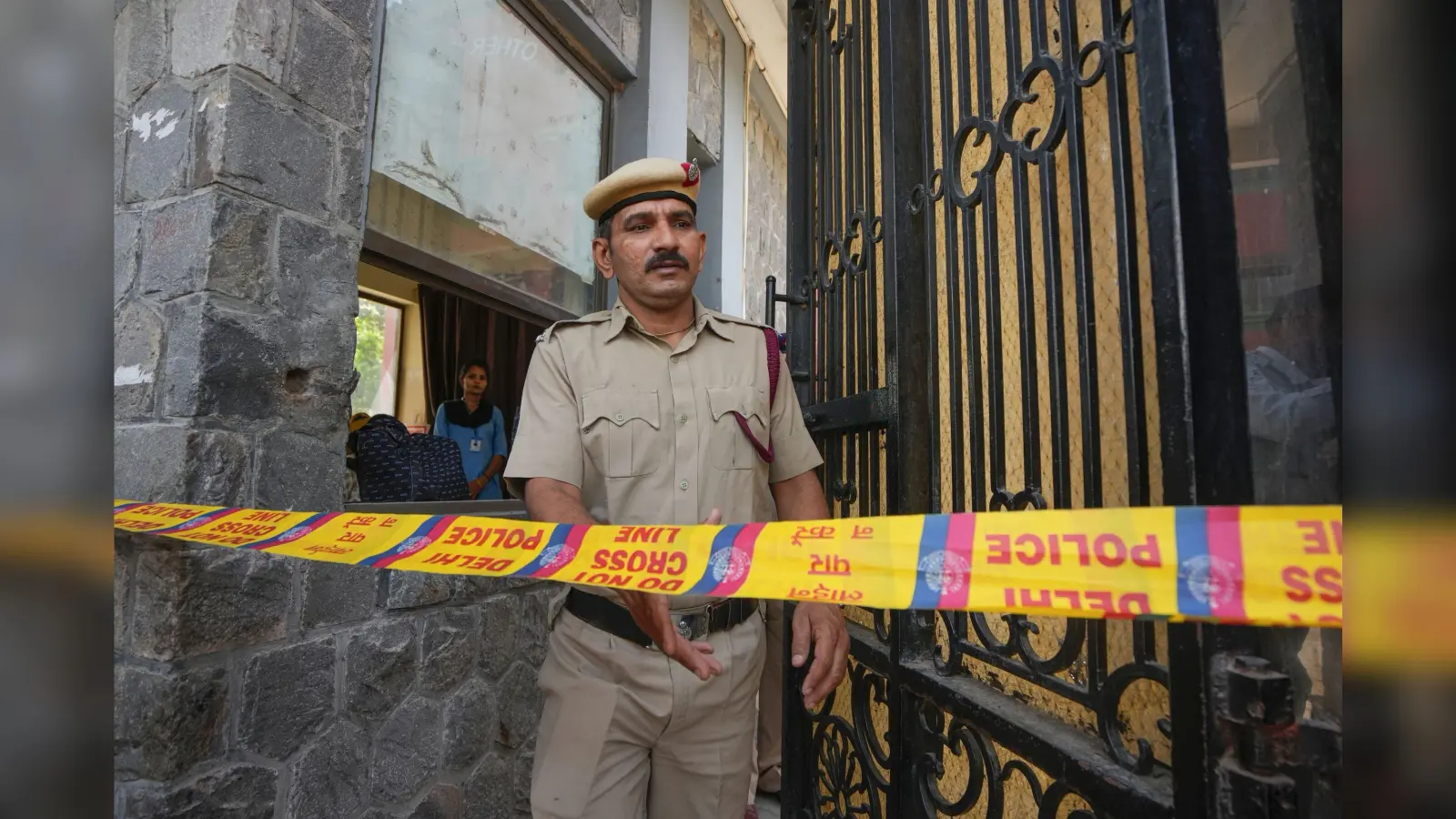Bomb Threats in Delhi : इस्लामिक स्टेट से जुड़े तार, इस ईमेल आई से मिली धमकी- sawariim@mail.ru.