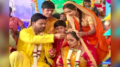 Bhojpuri Film: फिल्म ‘दीदी नंबर 1’ की शूटिंग शुरू, सात फेरे लेते दिखे भोजपुरी क्वीन रानी चटर्जी और देव सिंह
