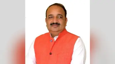 Lok Sabha Election 2024: रायबरेली के भाजपा प्रत्याशी ने अमेठी में कांग्रेस प्रत्याशी को बताया प्रियंका गांधी का क्लर्क