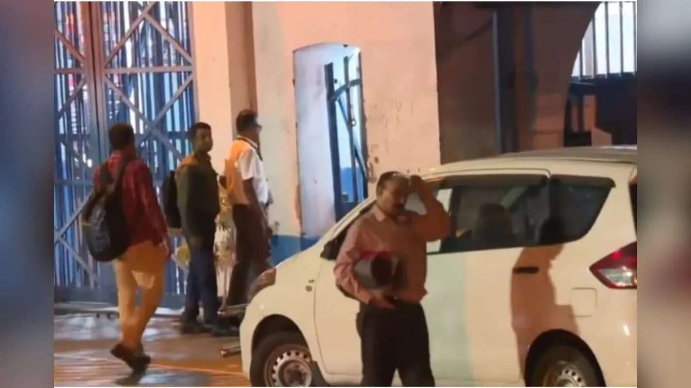 झारखंड के मंत्री आलमगीर आलम के पीएस,सहायक जहांगीर व बिल्डर के ठिकानों से मिले 35.23 करोड़