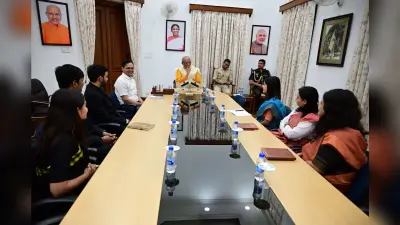आइएएस स्वहित नहीं, बल्कि समाज उत्थान के लिए कार्य करें : राज्यपाल