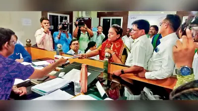 झारसुगुड़ा : बीजद प्रत्याशी दीपाली दास ने दाखिल किया नामांकन, बोलीं-मुझे प्राप्त है जनता का समर्थन