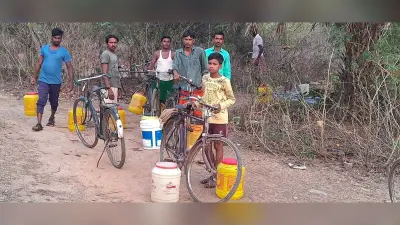 चितरा कोलियरी के दमगढ़ा गांव में पेयजल संकट, ग्रामीणों को हो रही परेशानी